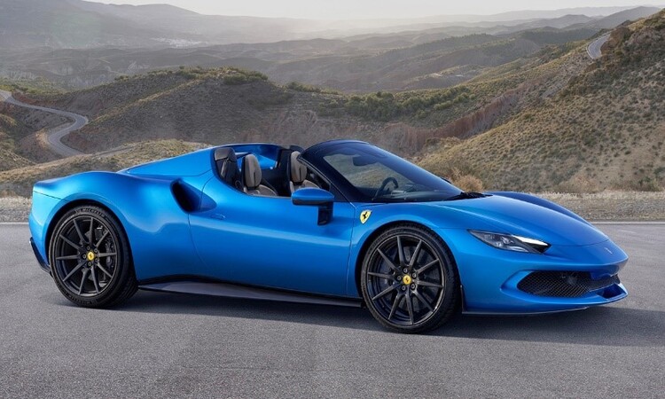 FERRARİ