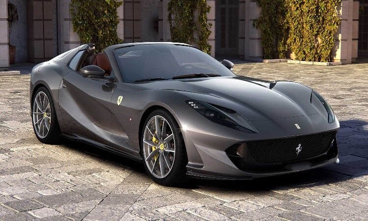 FERRARİ