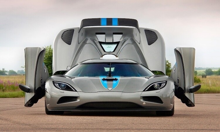 koenigsegg-agera-5.0-v8